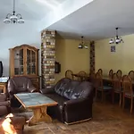 Lesnica Hébergement de vacances *