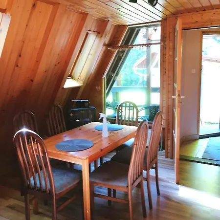 Vakantiehuis Lesnica Brenna